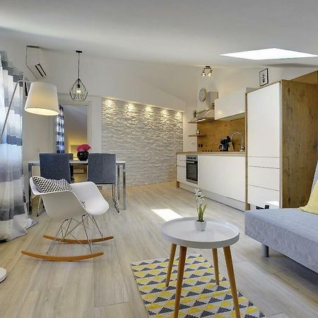 Apartment Niko Póla Kültér fotó