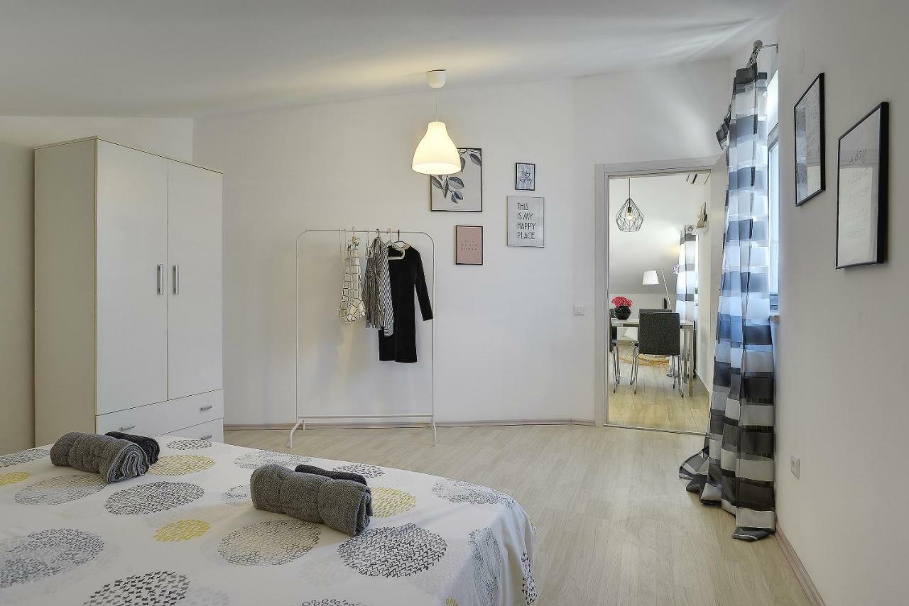 Apartment Niko Póla Kültér fotó